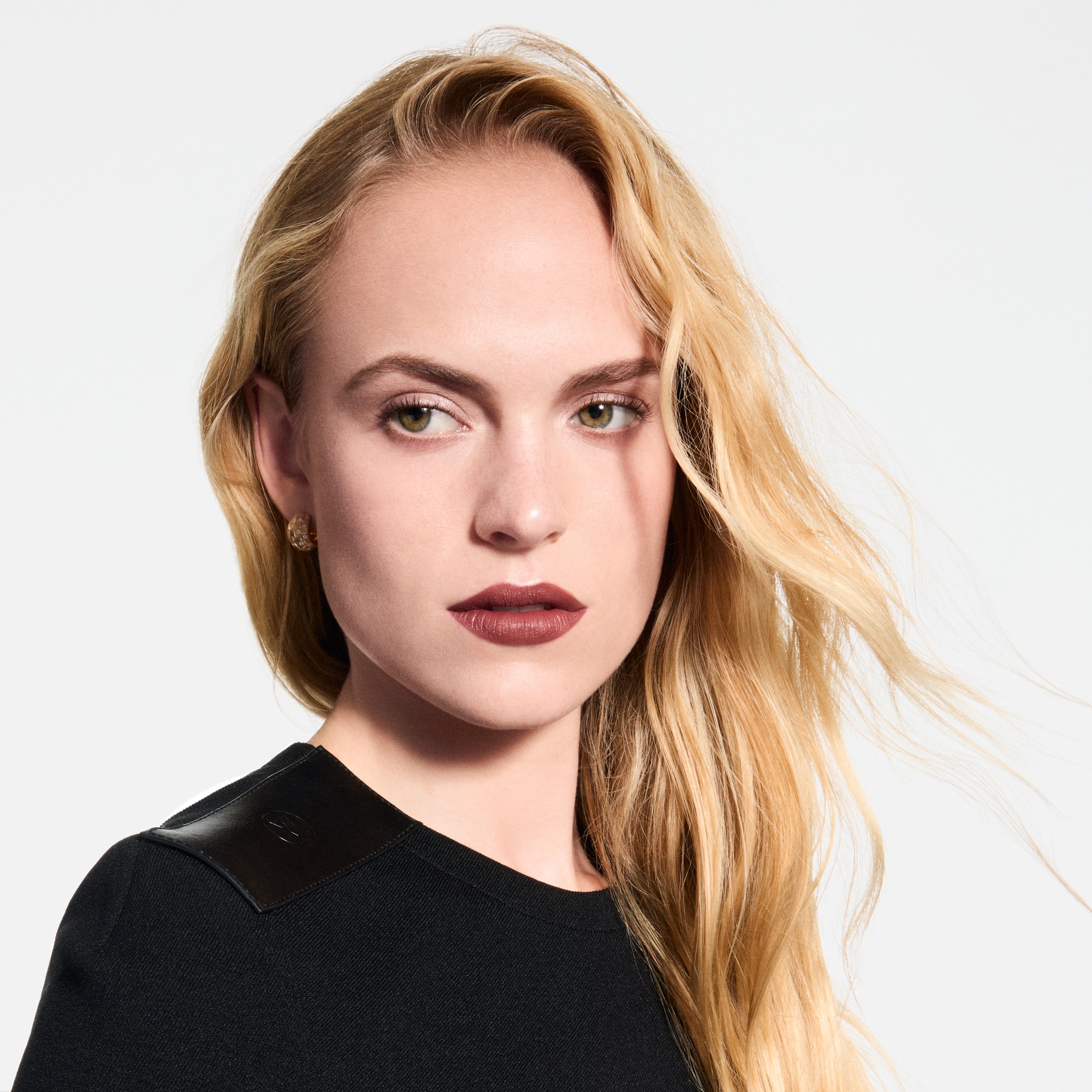 LV ルージュ - マット リップスティック ｜ルイ・ヴィトン 公式サイト